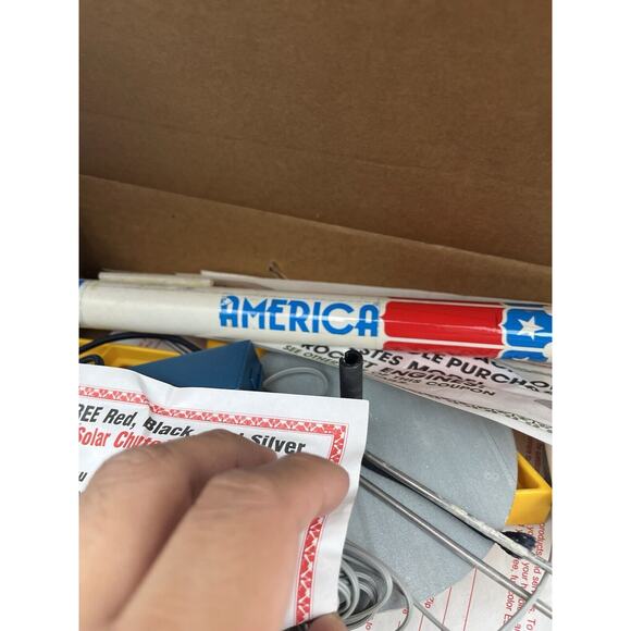 Vintage Estes Flying Model Starter Kit - Picture 10 of 12